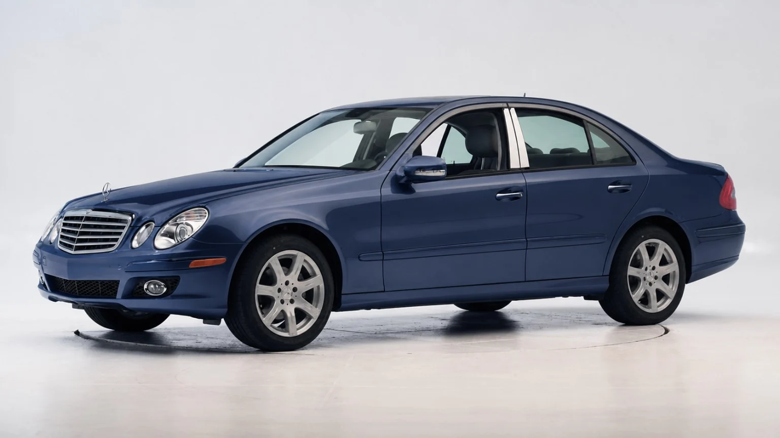 Mercedes-Benz E-Class automatic diesel rental car Tivat Airport